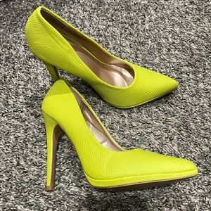 Charlotte Russe Lime Green Heels. Size 8.